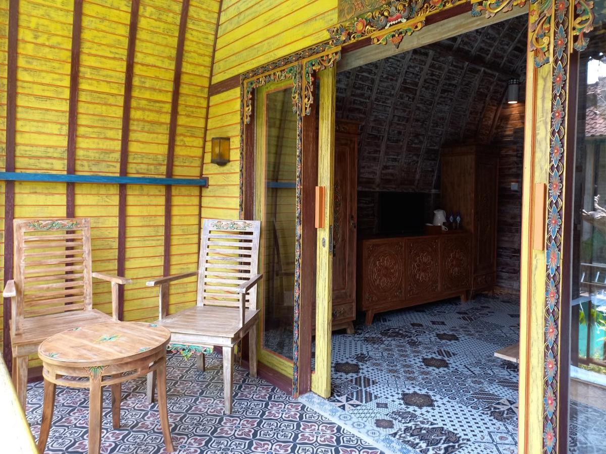 Villa Telaga Wana Sukawati エクステリア 写真