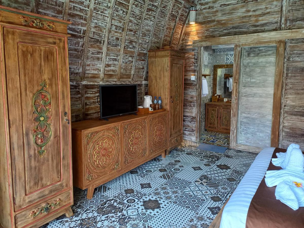 Villa Telaga Wana Sukawati エクステリア 写真