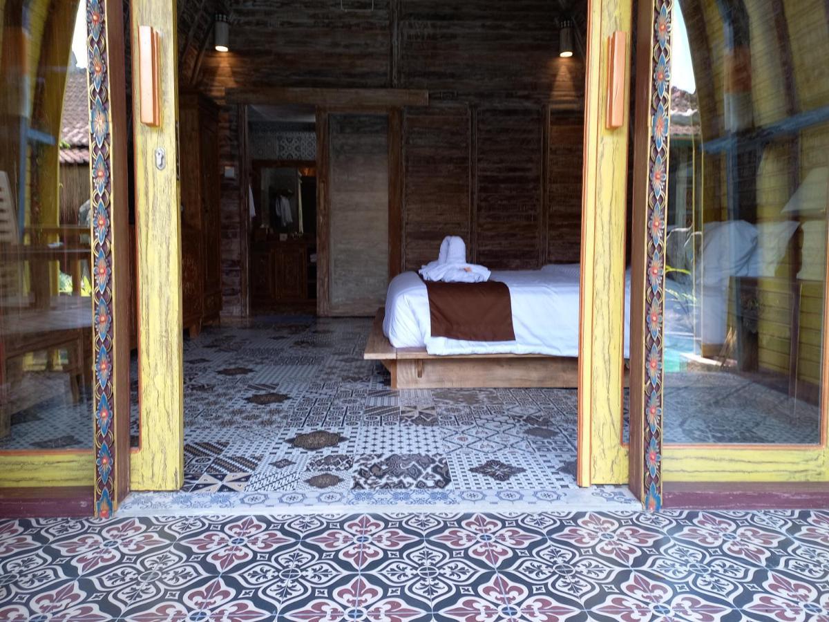 Villa Telaga Wana Sukawati エクステリア 写真