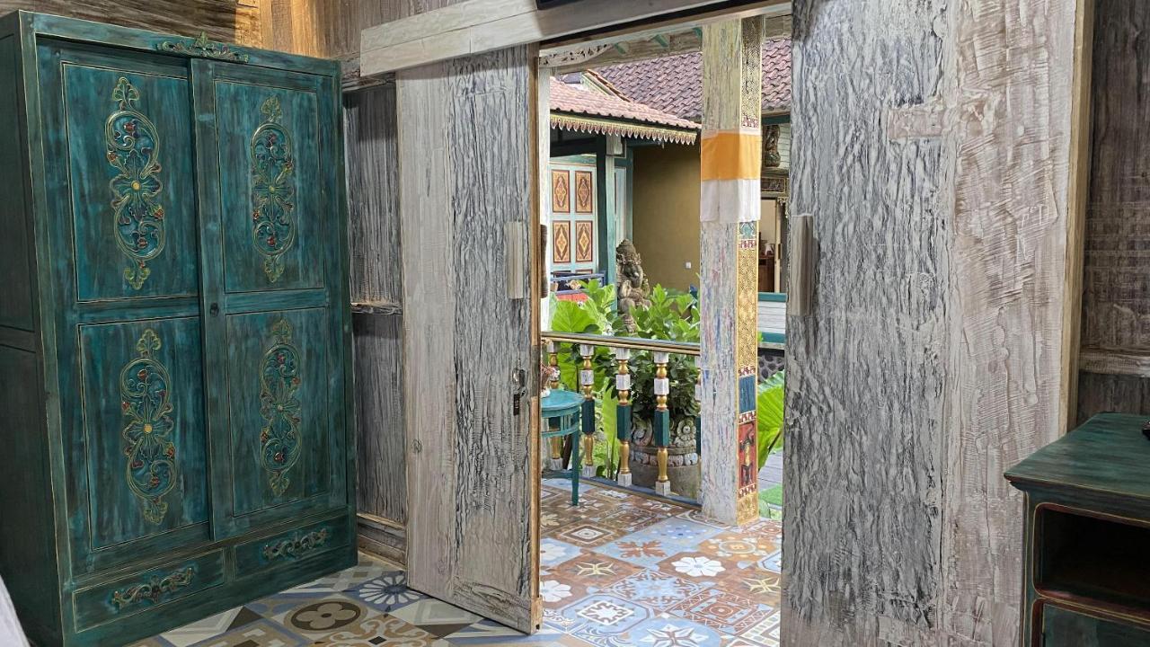 Villa Telaga Wana Sukawati エクステリア 写真
