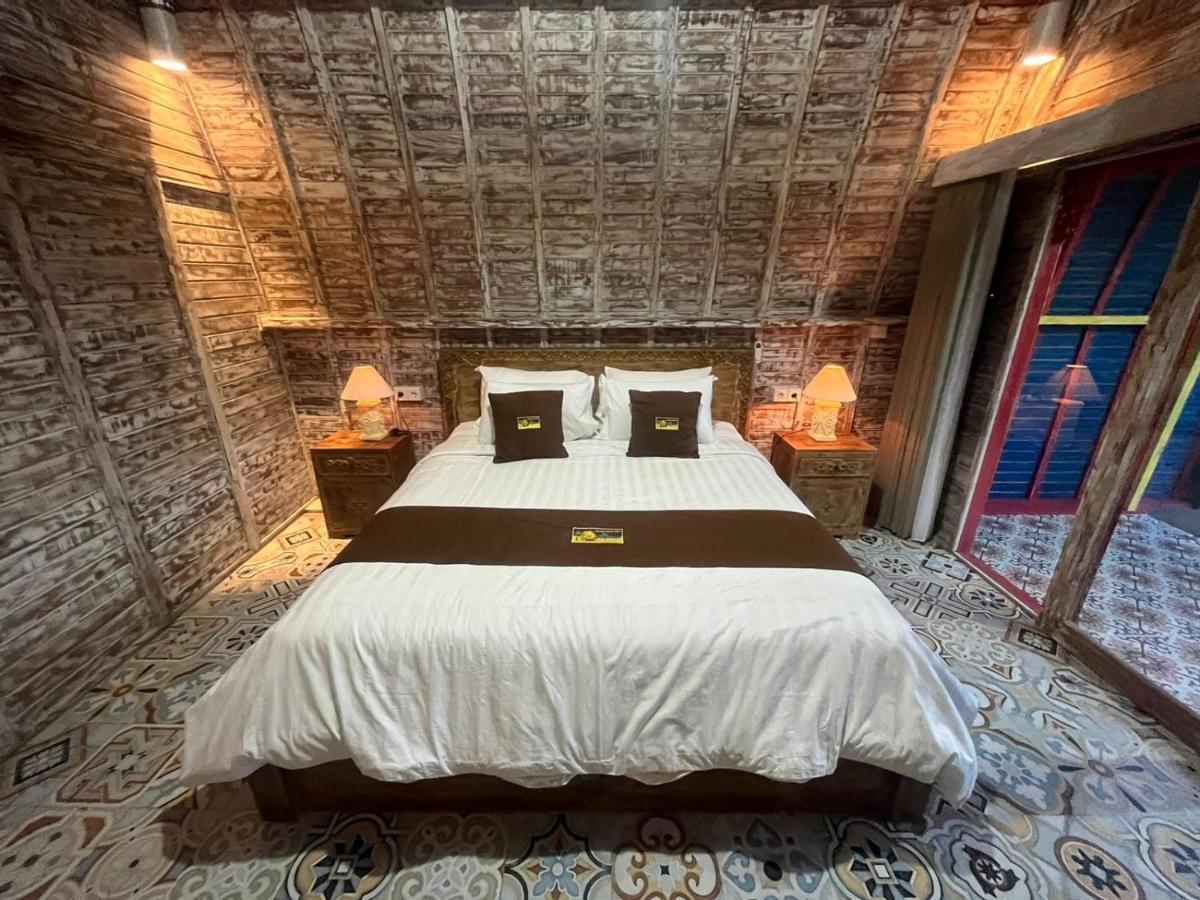 Villa Telaga Wana Sukawati エクステリア 写真
