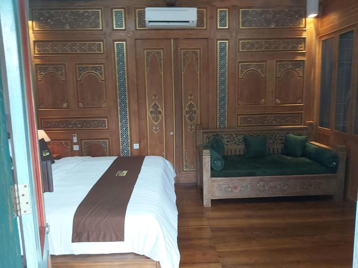 Villa Telaga Wana Sukawati エクステリア 写真